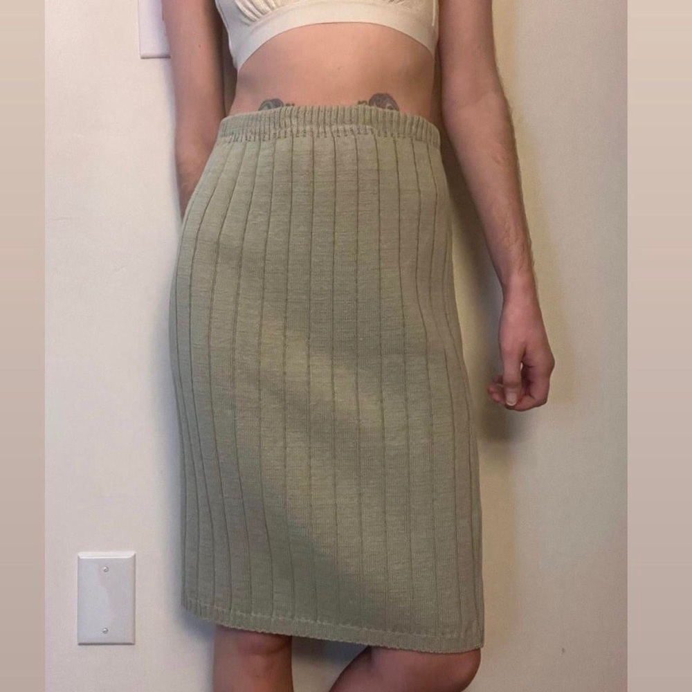 Perfect knit skirt